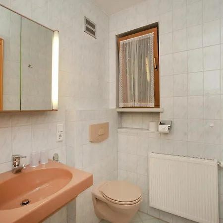 Flat In Near Slopes, Cleaning Included *